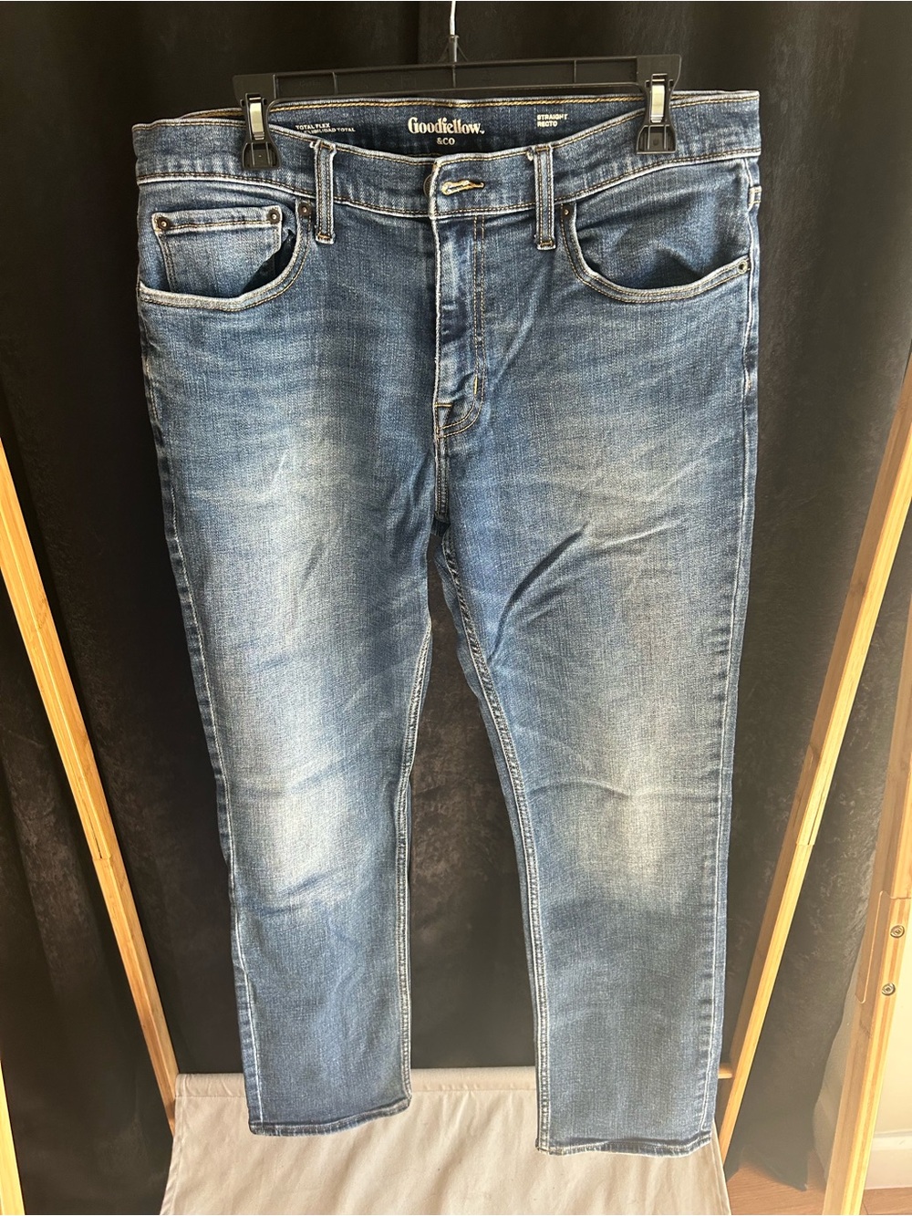 Goodfellow & Co Slim Straight Faded Blue Jeans